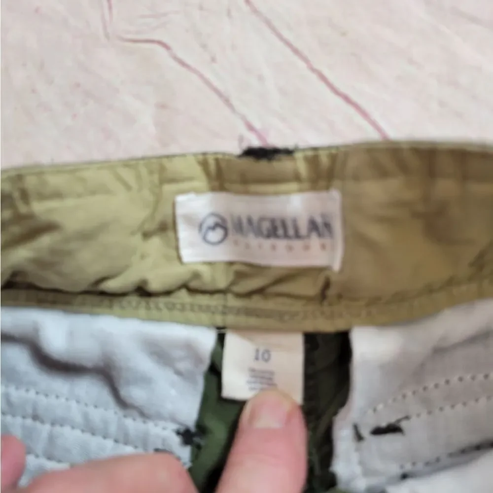 Magellan Outdoors cargo shorts 10
